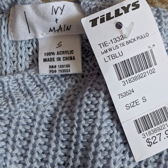 Ivy + Main Tie Back Sweater💙 - Picture 5 of 7